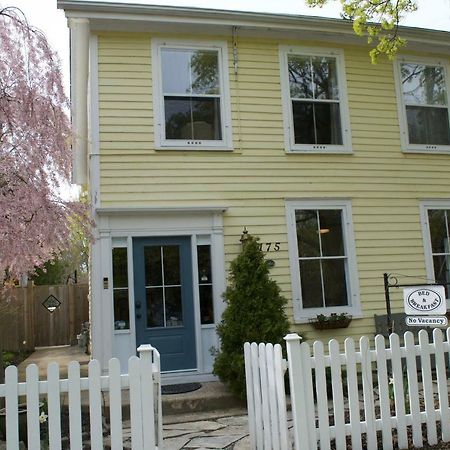 Queen Regent Bed & Breakfast Niagara-on-the-Lake Exteriör bild
